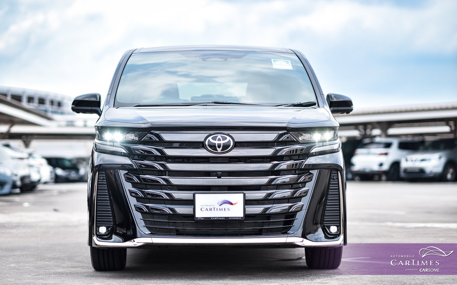 Toyota Vellfire 2.5Z Hybrid Premier photo 3